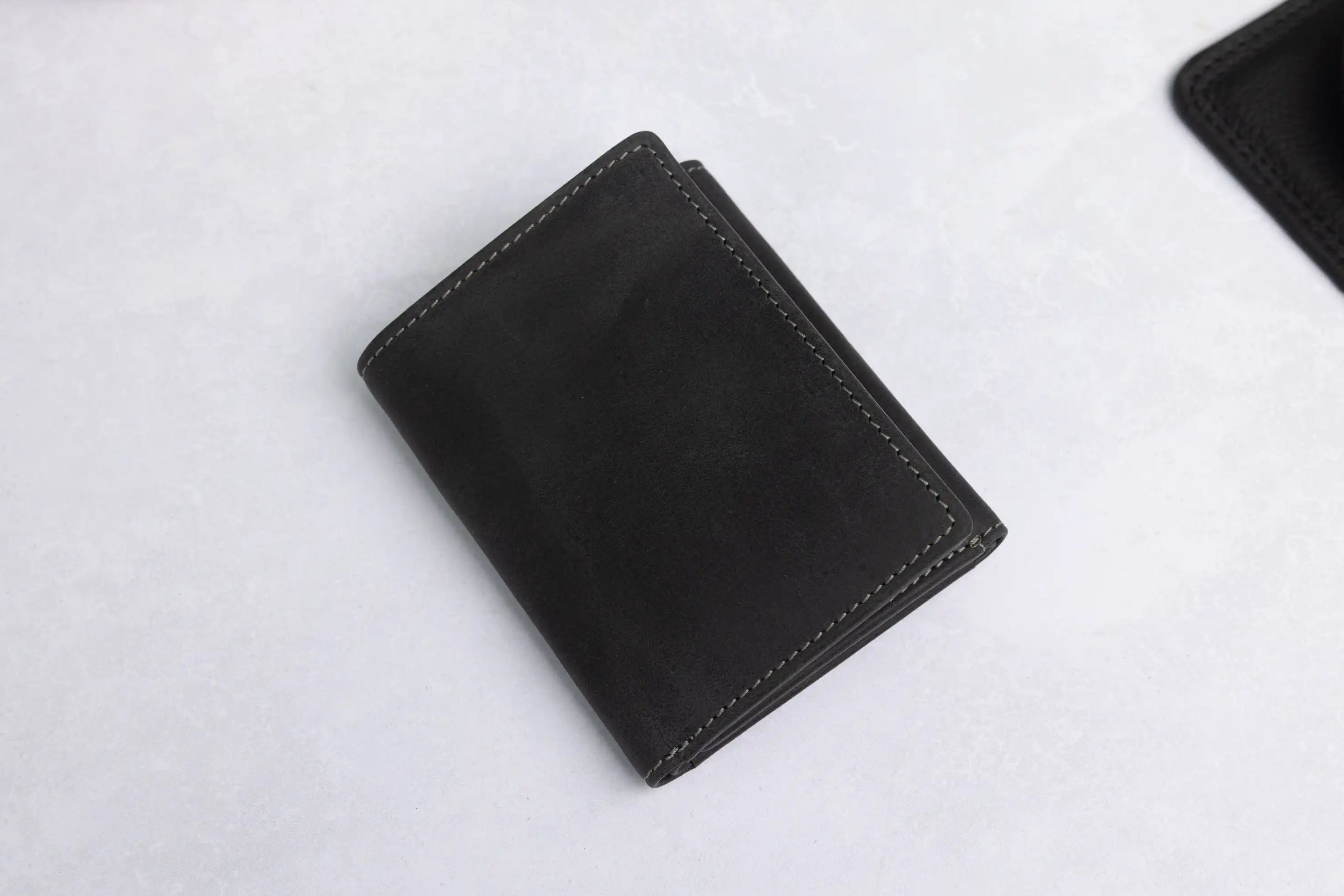 Personalised Black Hunter Leather Wallet – Trifold RFID Wallet for Men