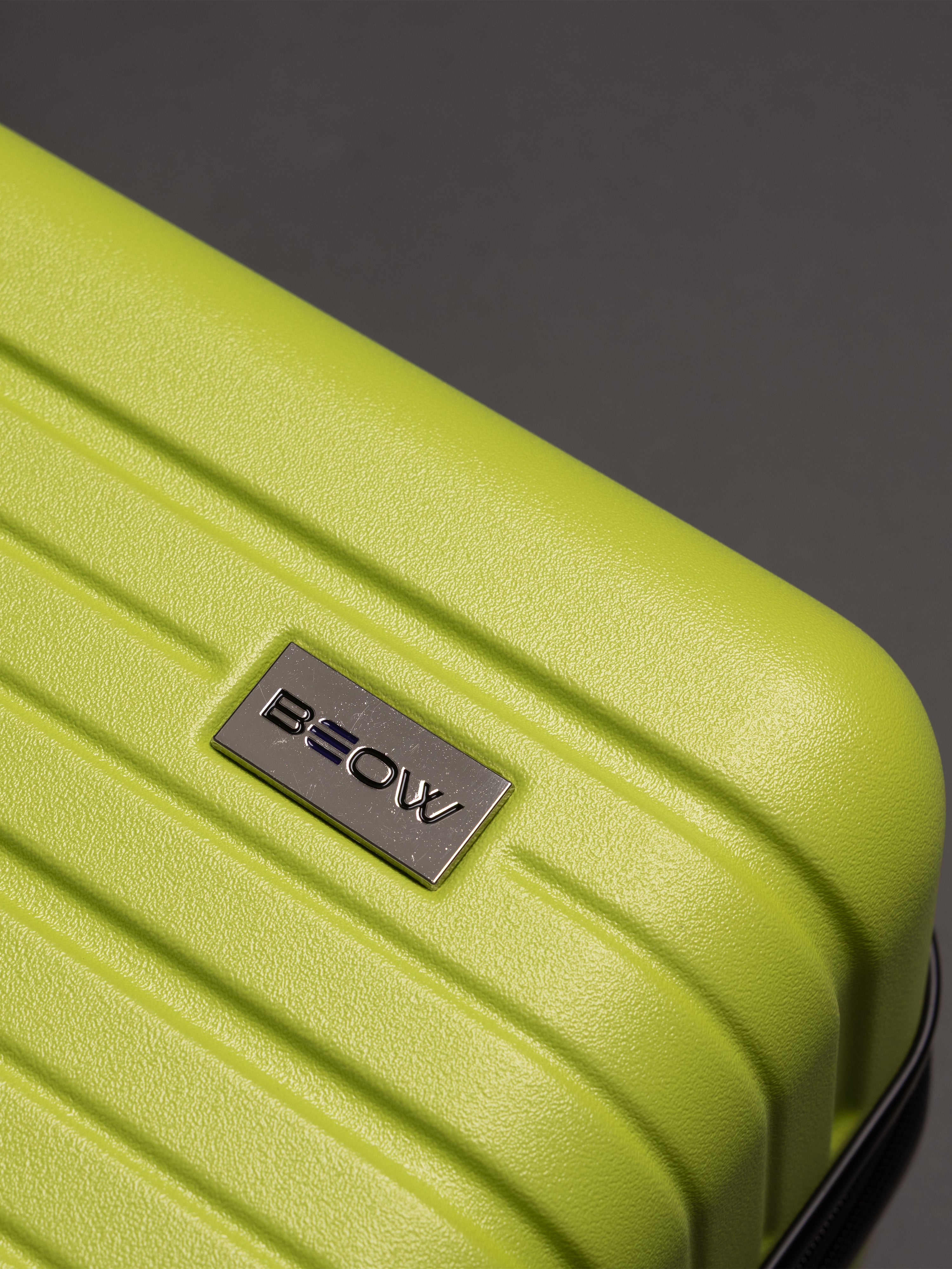 BEOW 3 Piece Lime Green Luggage Set – 20", 24" & 28" Suitcases with Expandable Hard Shell, Spinner Wheels & TSA Locks