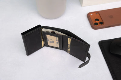 Personalised 6-Card Black Pop-Up Wallet – RFID Secure, Compact & Stylish