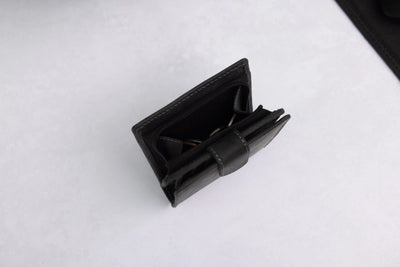 Personalised 6-Card Black Pop-Up Wallet – RFID Secure, Compact & Stylish