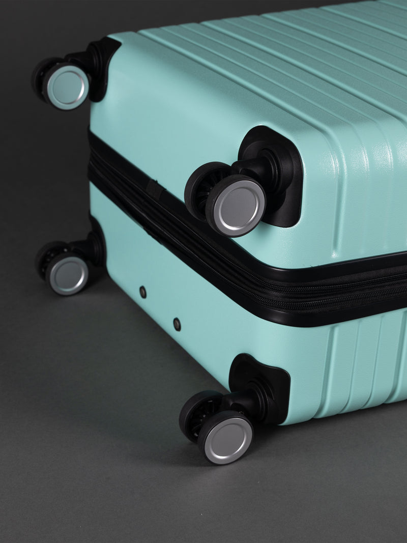 “Lightweight BEOW hard-shell luggage set – 3 piece expandable suitcases with 360-degree spinner wheels”