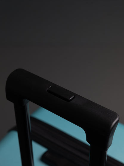 “BEOW telescopic handle and spinner wheels – durable 3 piece suitcase set”