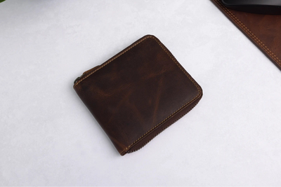 Personalised Brown Leather Wallet – Zip-Around Bifold Design