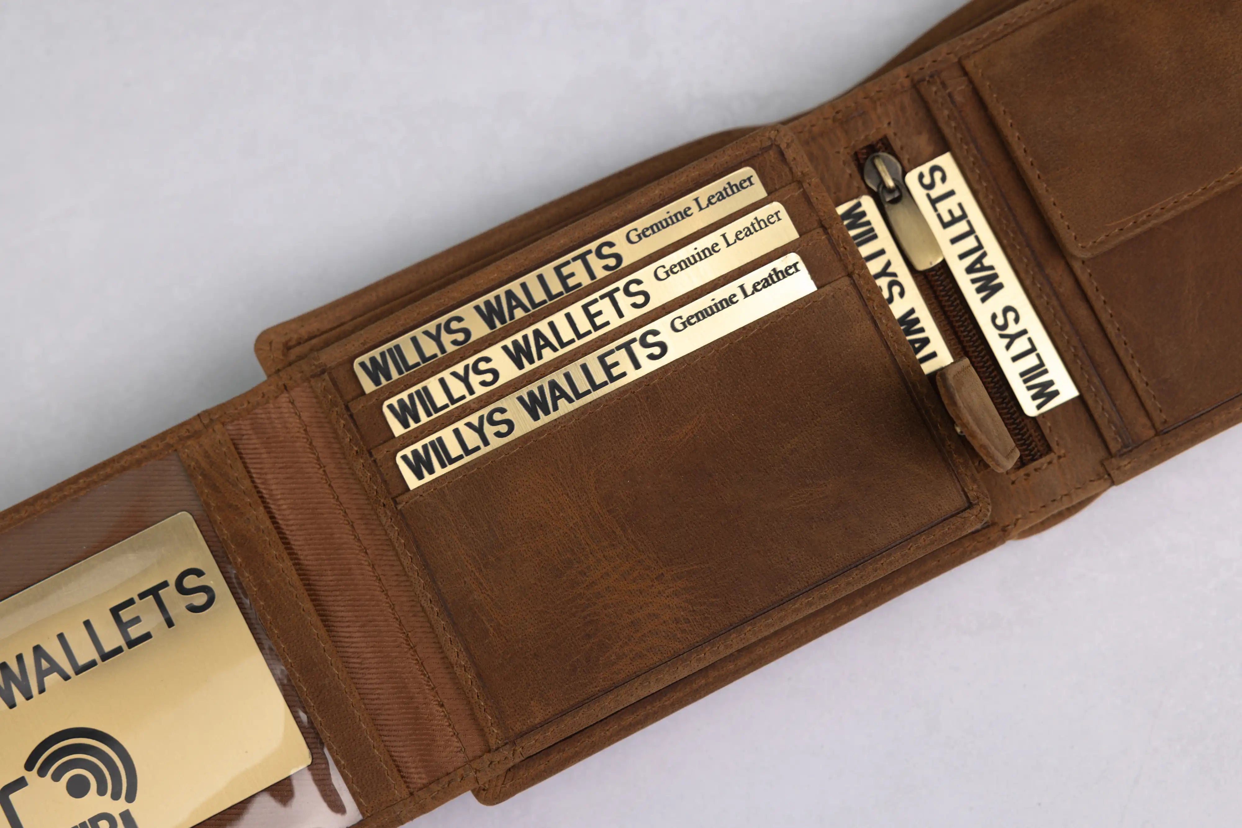 Personalised High-Capacity Rustic Brown Hunter Leather Wallet – Bifold RFID Wallet for Men