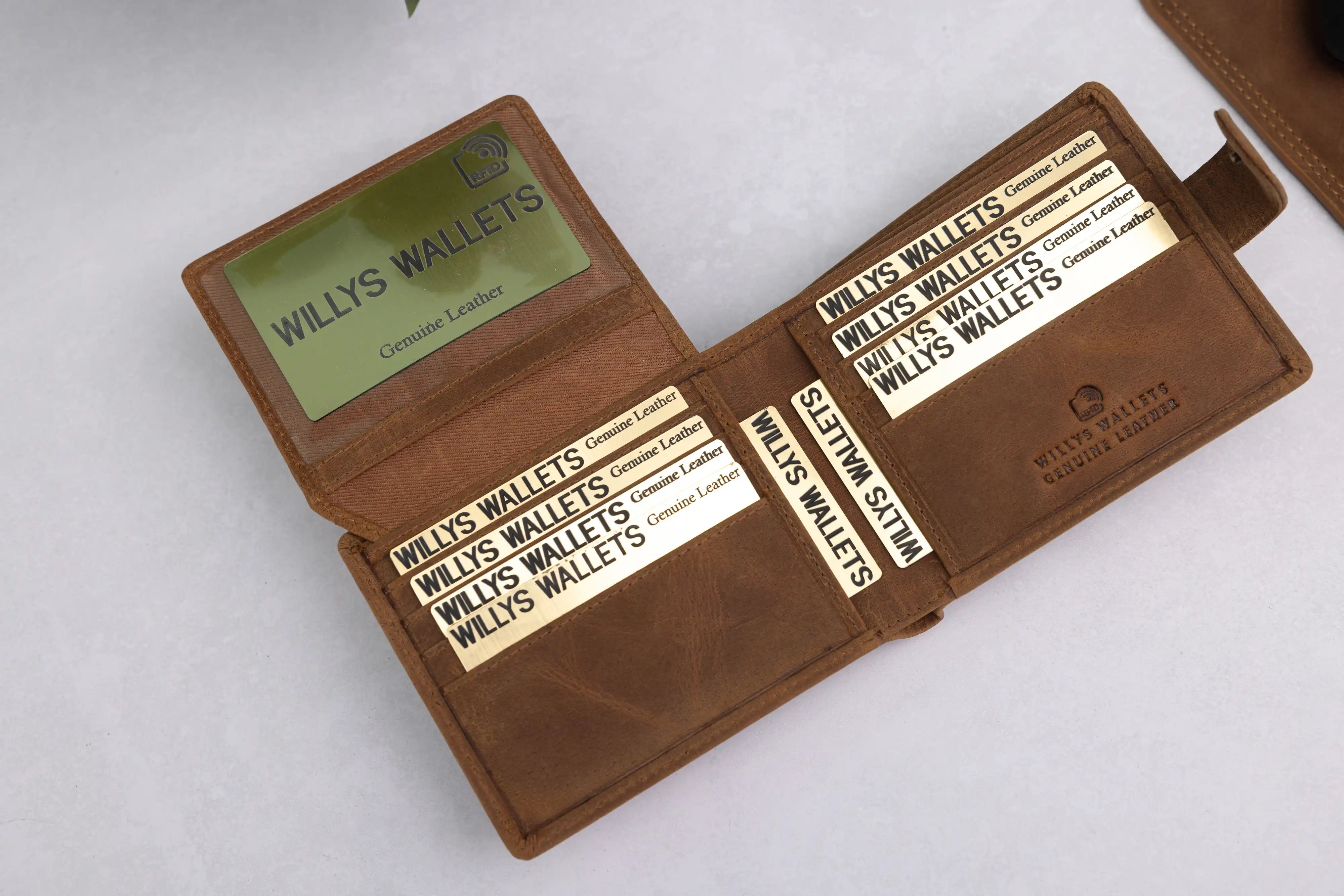 Personalised Rustic Brown Leather Wallet – Bifold with Card Holder Slots & RFID Protection