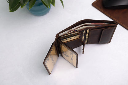 Personalised Brown Leather Wallet – Trifold Design with RFID Protection