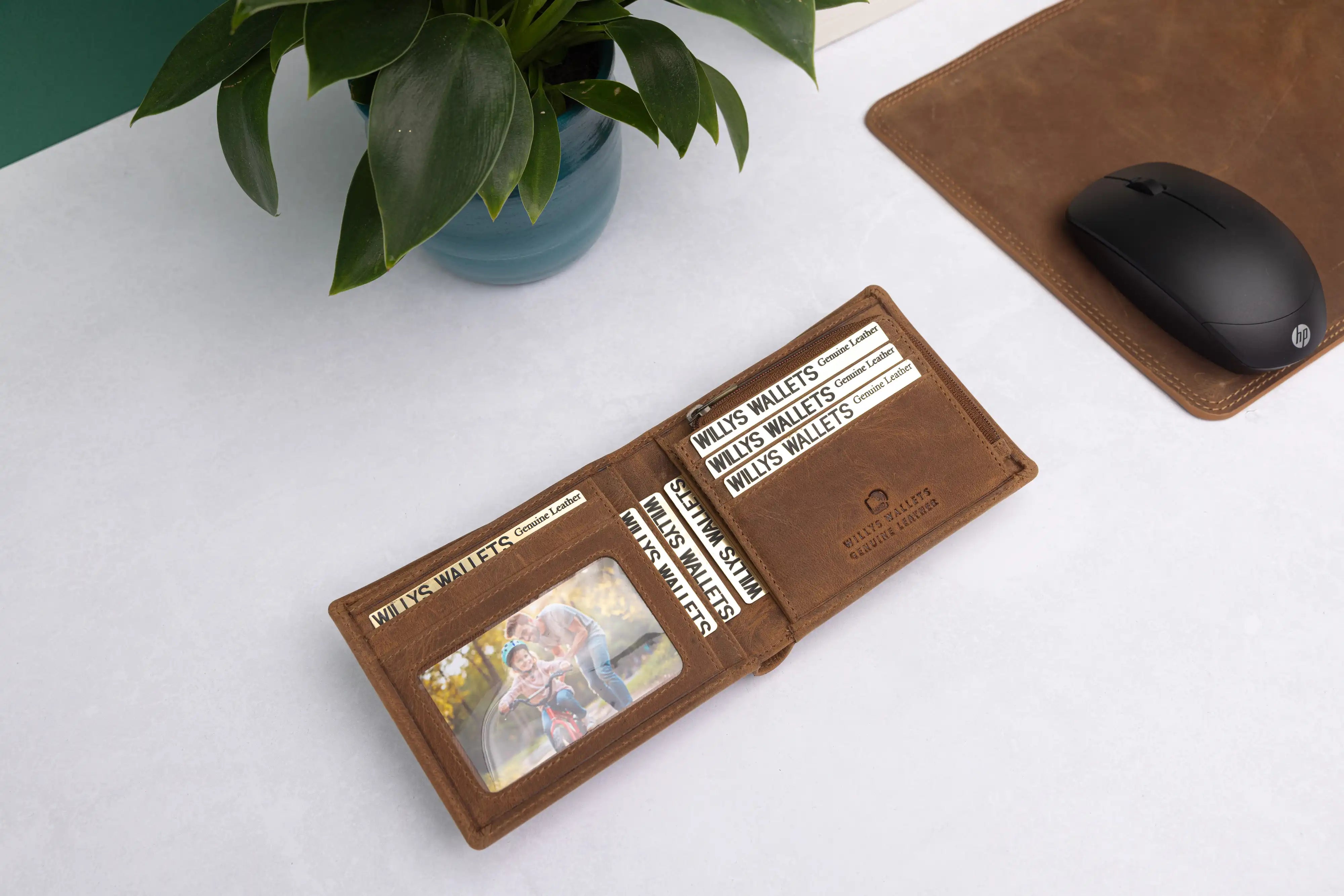 Personalised Rustic Brown Leather Wallet – Bifold with Zip Coin Pocket & RFID Protection