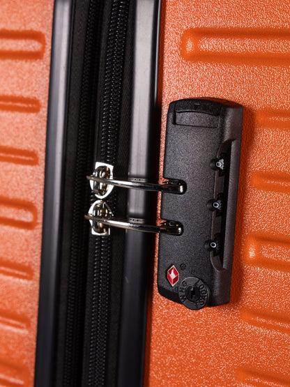 “Close-up of TSA lock on BEOW 3 piece luggage set for secure international travel”