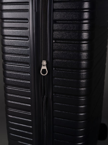 BEOW 3 Piece Black Luggage Set – 20", 24" & 28" Suitcases with Expandable Hard Shell, Spinner Wheels & TSA Locks