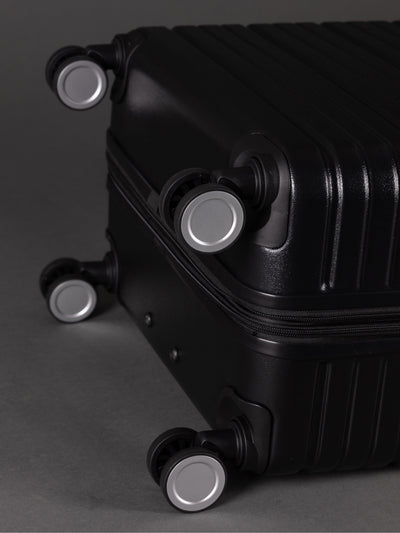 BEOW 3 Piece Black Luggage Set – 20", 24" & 28" Suitcases with Expandable Hard Shell, Spinner Wheels & TSA Locks