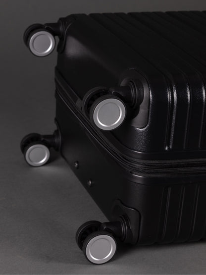 BEOW 3 Piece Black Luggage Set – 20", 24" & 28" Suitcases with Expandable Hard Shell, Spinner Wheels & TSA Locks