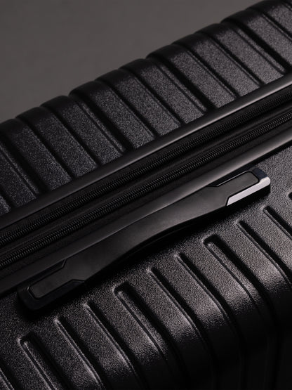 BEOW 3 Piece Black Luggage Set – 20", 24" & 28" Suitcases with Expandable Hard Shell, Spinner Wheels & TSA Locks