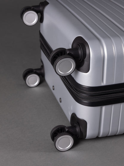 “Lightweight BEOW hard-shell luggage set – 3 piece expandable suitcases with 360-degree spinner wheels”