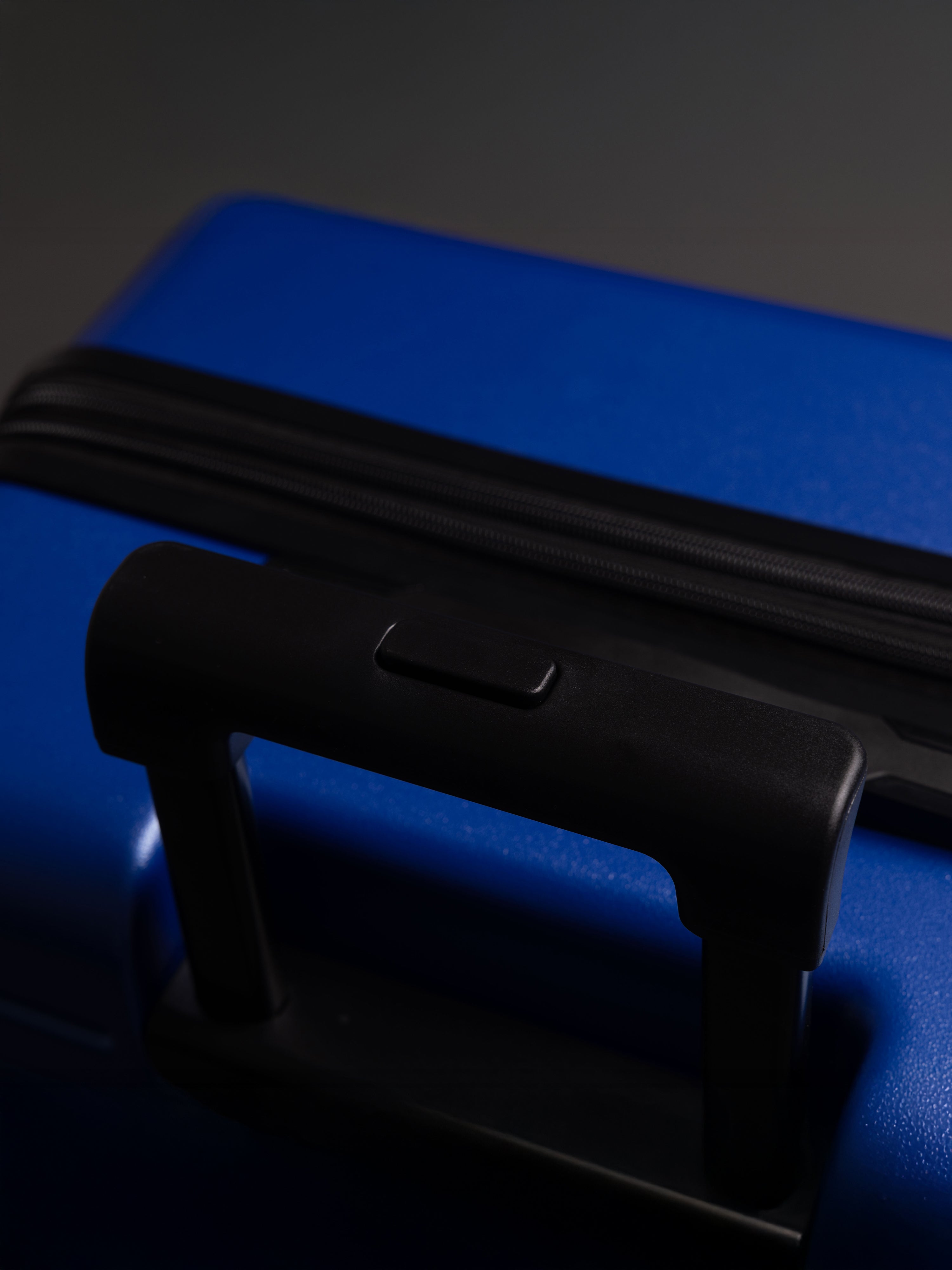 BEOW 3 Piece Blue Luggage Set – 20", 24" & 28" Suitcases with Expandable Hard Shell, Spinner Wheels & TSA Locks