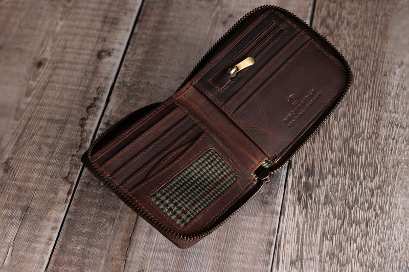 Personalised Engraved Brown Bifold Leather Zip Around Wallet