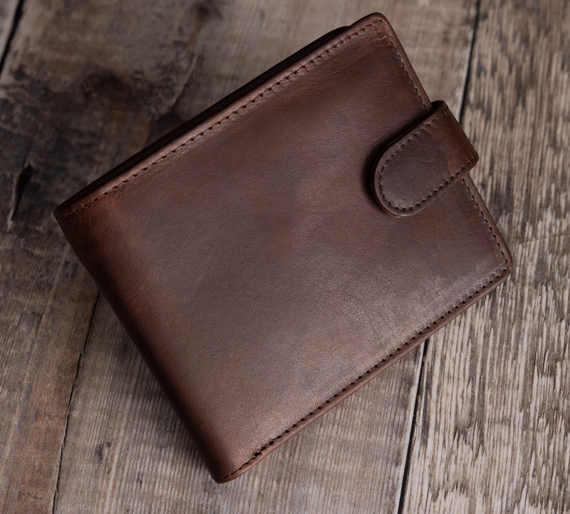 Personalised Engraved Brown Bifold Leather Wallet
