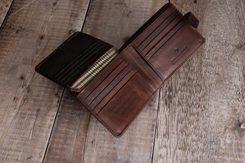 Personalised Engraved Brown Bifold Leather Wallet