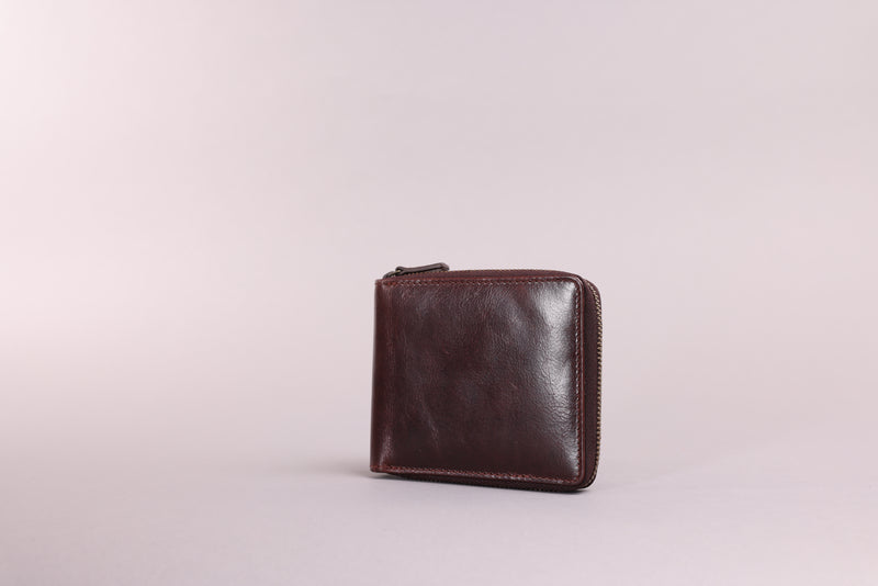 Personalised Engraved Dark Brown Bifold Zip Around Leather Wallet