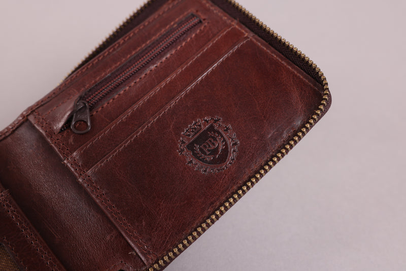 Personalised Engraved Dark Brown Bifold Zip Around Leather Wallet