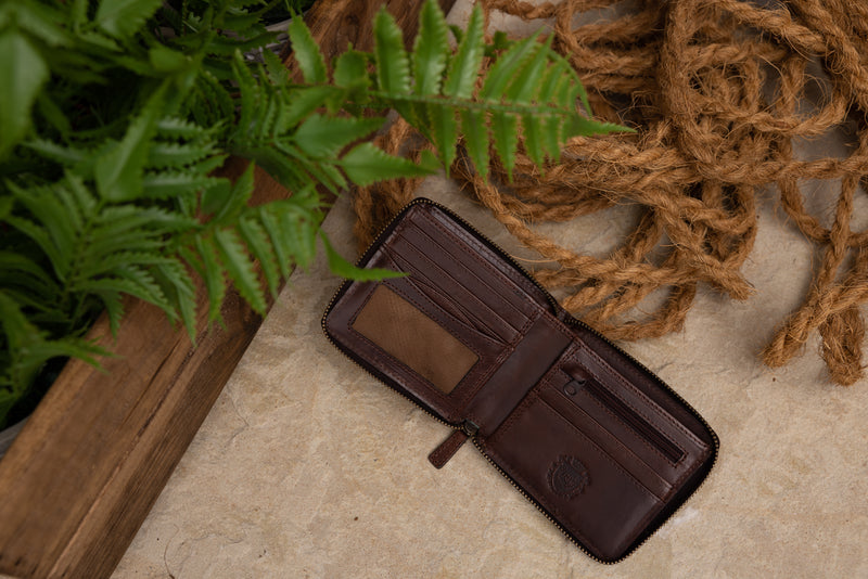 Personalised Engraved Dark Brown Bifold Zip Around Leather Wallet