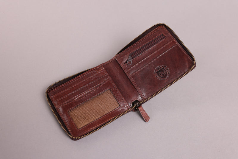 Personalised Engraved Dark Brown Bifold Zip Around Leather Wallet