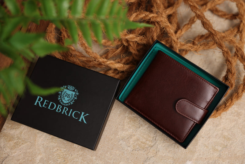 Personalised Engraved Dark Brown Bifold Leather Wallet With Coin Pocket & Credit Card Slots