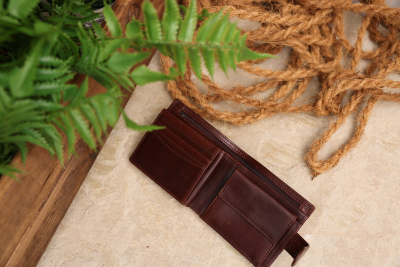 Personalised Engraved Dark Brown Bifold Leather Wallet With Coin Pocket & Credit Card Slots