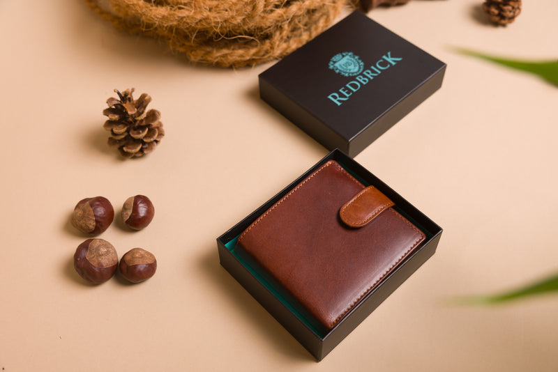 Personalised Engraved Cognac Bifold Leather Wallet With Coin Pocket & Credit Card Slots