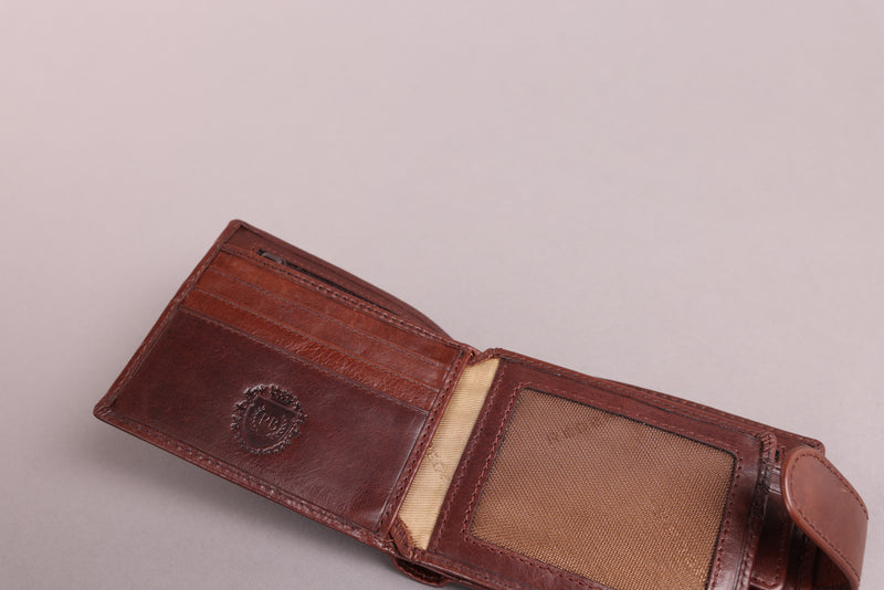 Personalised Engraved Dark Brown Bifold Leather Wallet With Coin Pocket