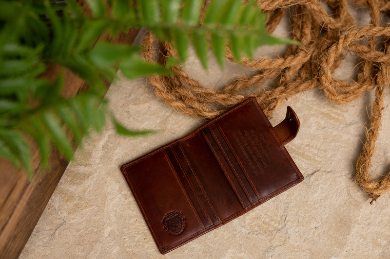 Personalised Engraved Cognac Bifold Leather Card Holder Wallet