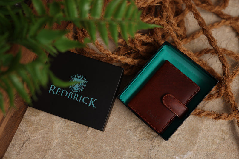 Personalised Engraved Cognac Bifold Leather Card Holder Wallet