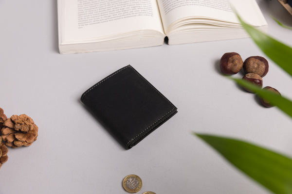 Personalised Engraved Black Hunter Leather Card Holder Wallet