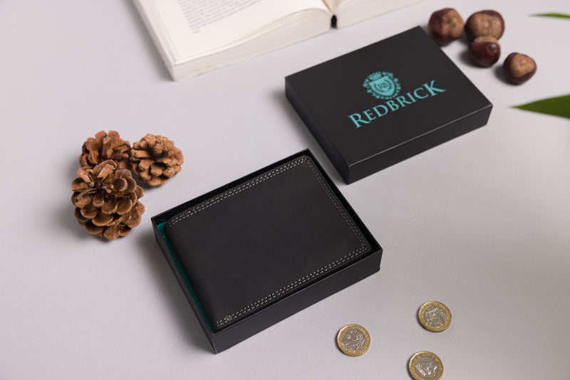 Personalised Engraved Bifold Black Hunter Leather Wallet With Coin Pocket