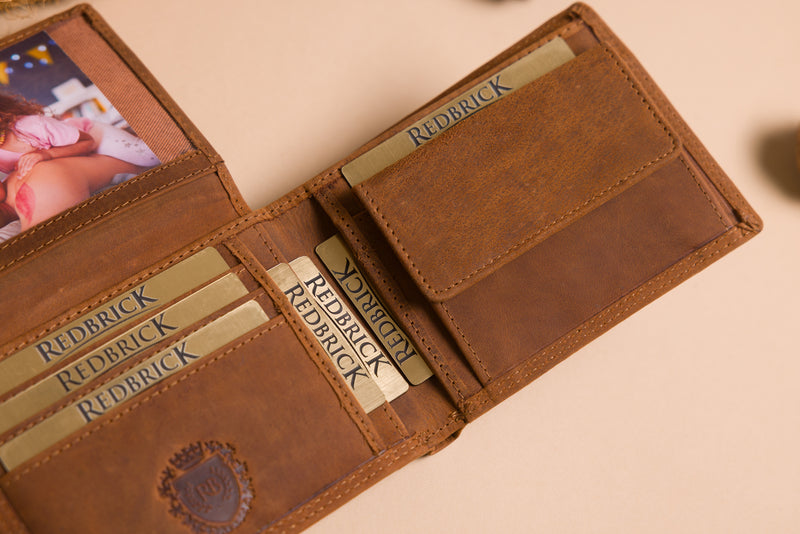 Personalised Cognac Leather Wallet – Bifold with Coin Pocket & RFID