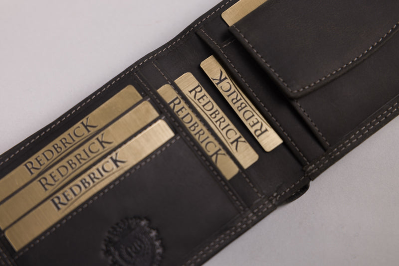 Personalised Black Leather Wallet – Bifold Hunter Style with Coin Pocket & RFID