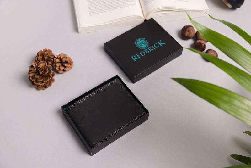 "Personalised leather wallet for men in gift box"
