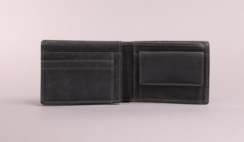 Personalised Engraved Bifold Black Hunter Leather Wallet With Coin Pocket