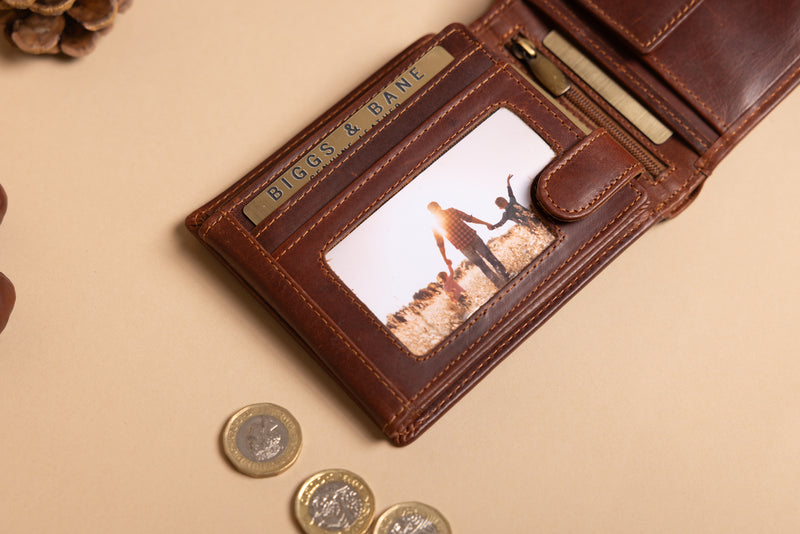 Personalised Engraved Men's High Capacity Bifold Brown Leather Wallet