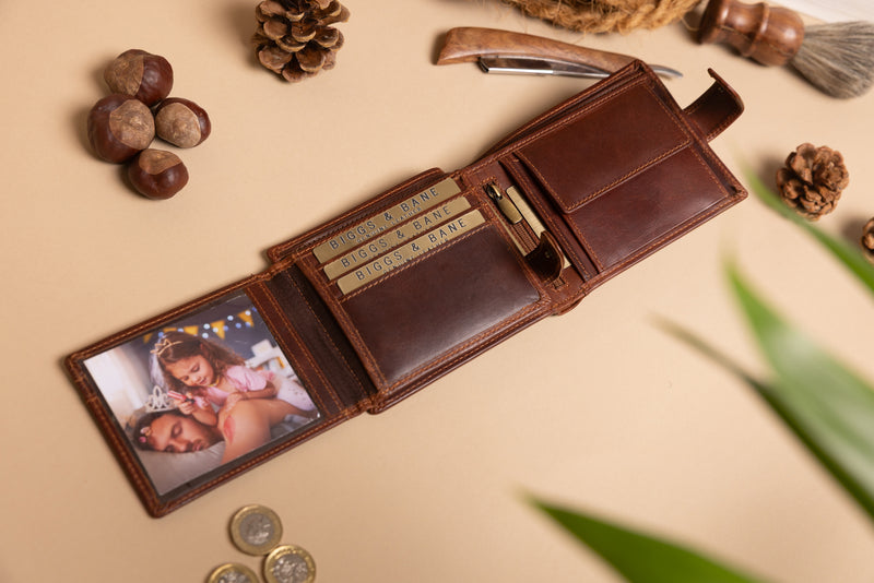 Personalised Engraved Men's High Capacity Bifold Brown Leather Wallet