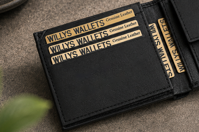 Personalised Black Leather Wallet – Bifold with Coin Pocket & Custom Engraving