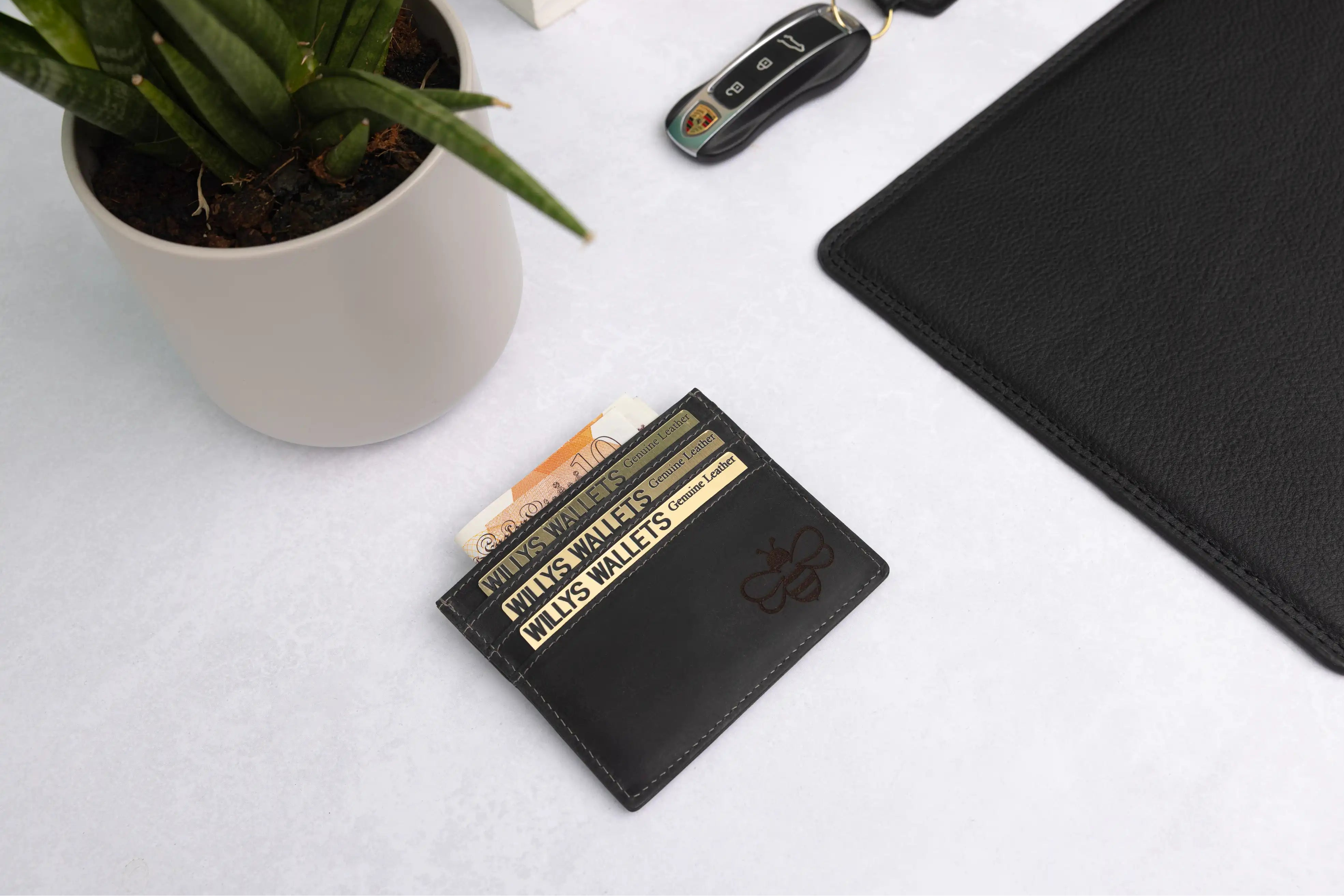 Personalised Black Hunter Leather Card Holder – RFID Slim Wallet
