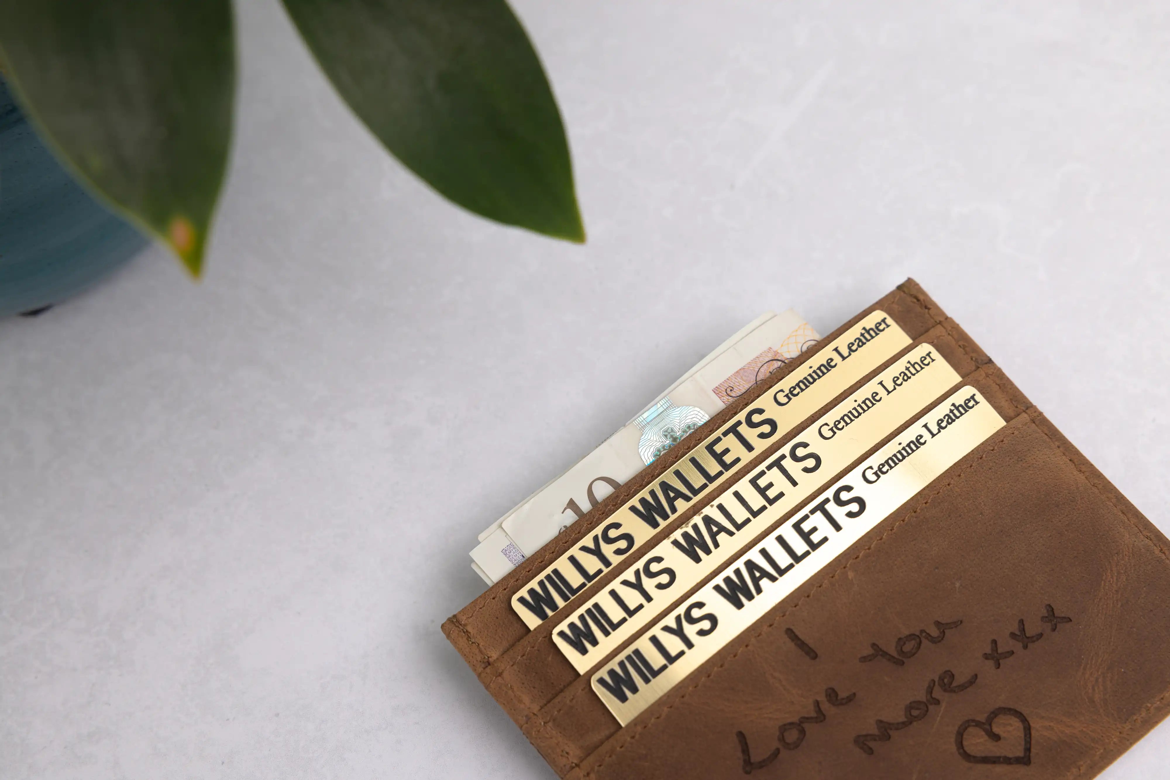 Personalised Rustic Brown Leather Card Holder – RFID Slim Wallet