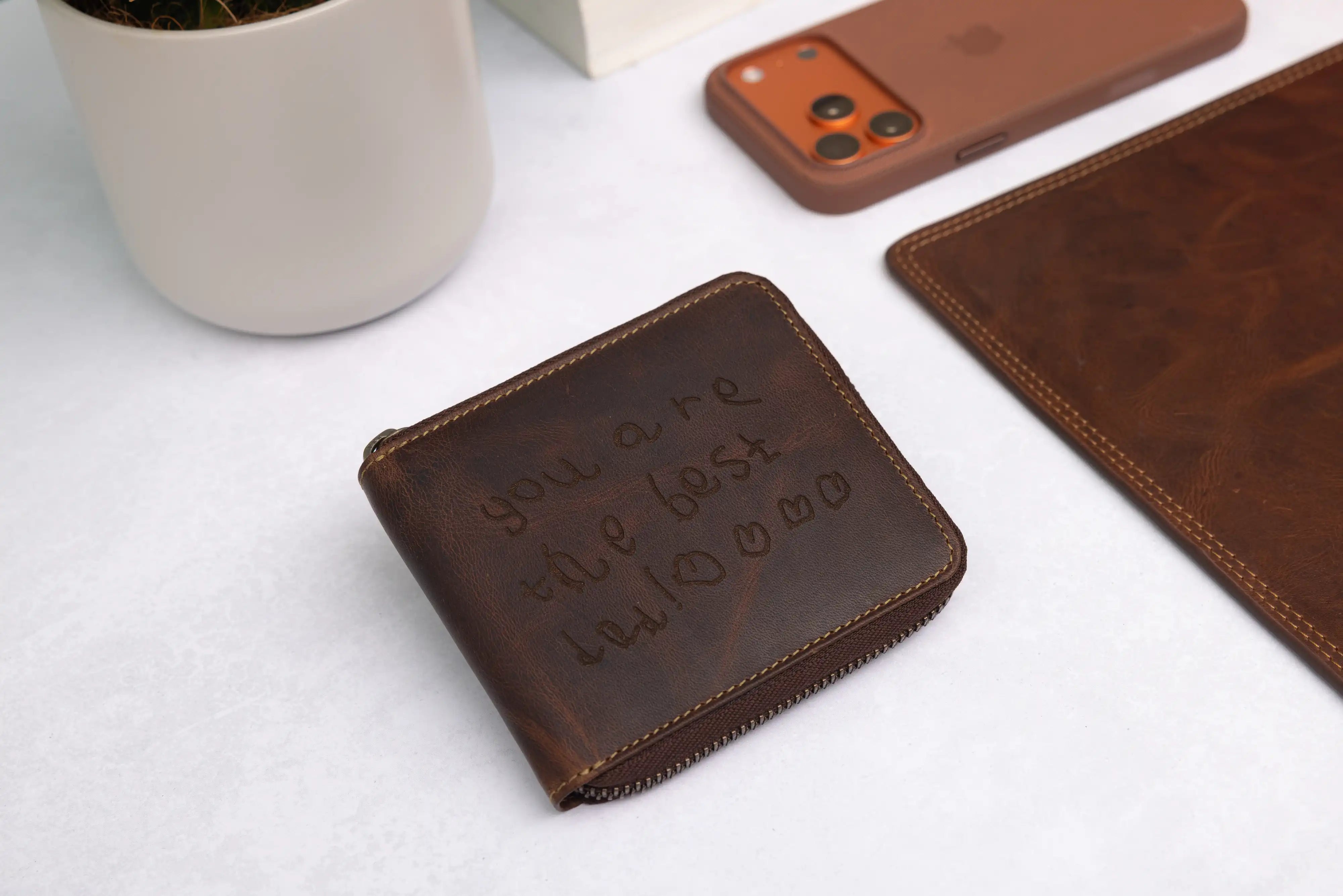 Personalised Brown Leather Wallet – Zip-Around Bifold Design