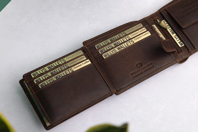 Personalised High-Capacity Brown Hunter Leather Wallet – Bifold RFID Wallet for Men