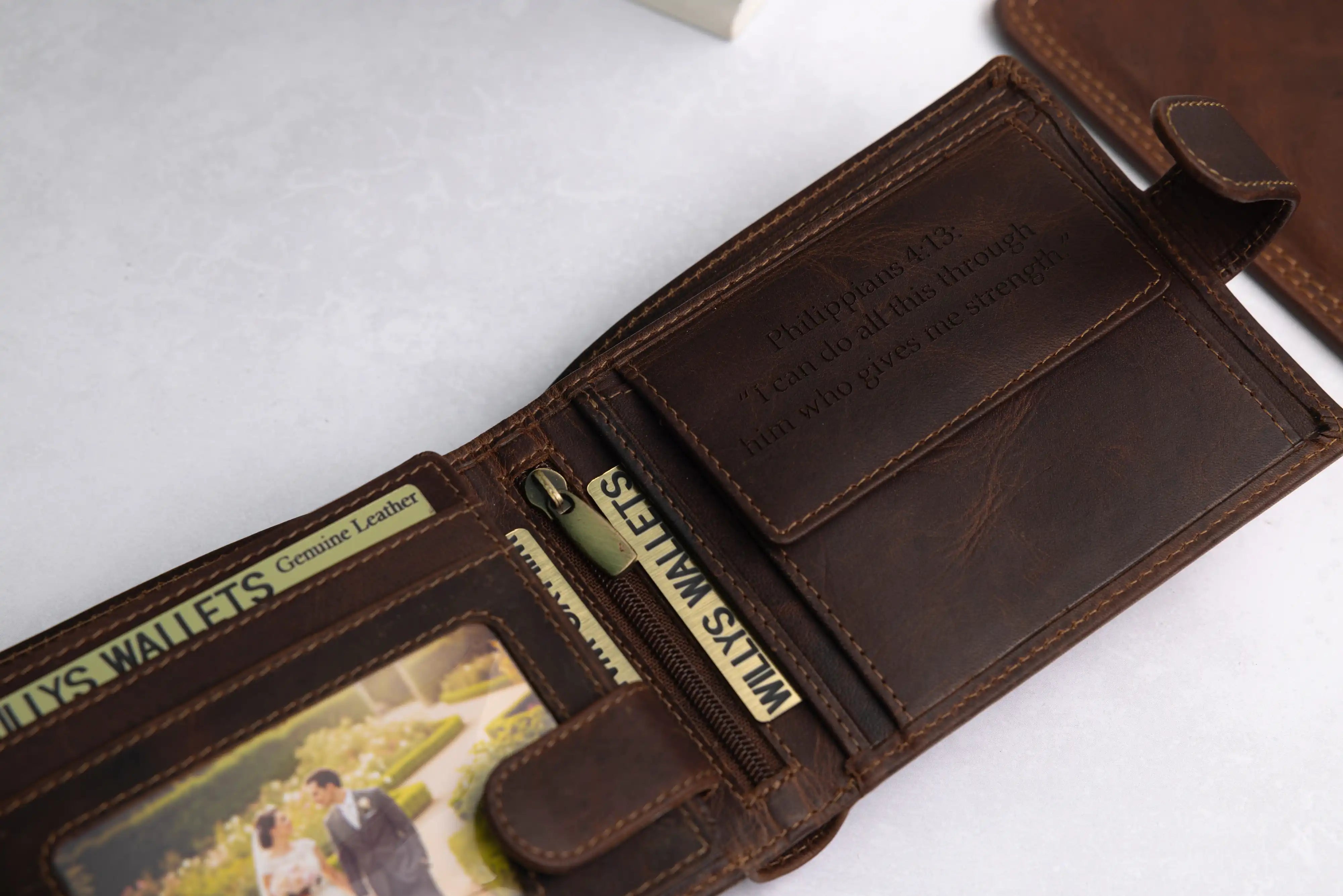 Personalised High-Capacity Brown Hunter Leather Wallet – Bifold RFID Wallet for Men