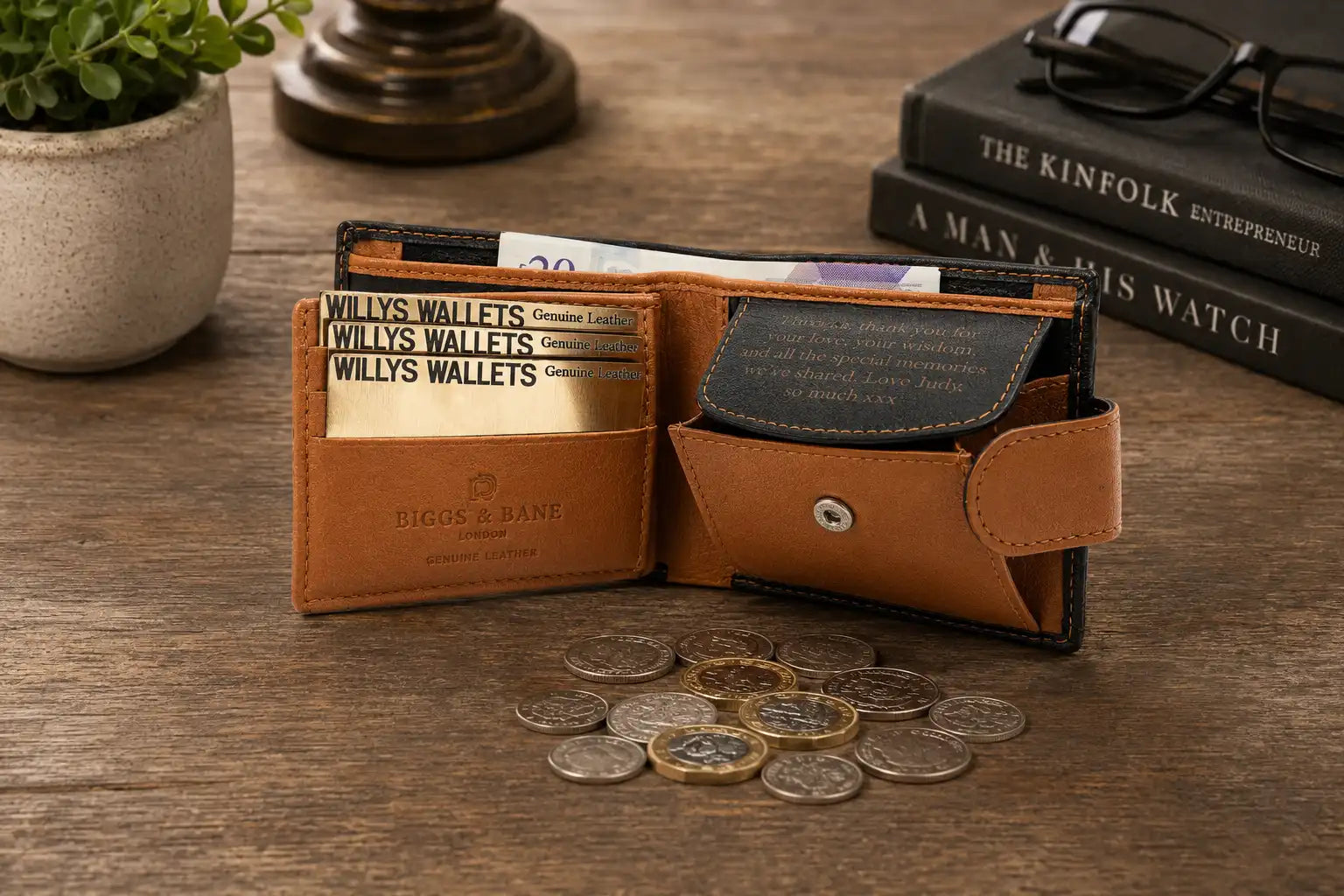 Personalised Black & Tan Leather Wallet – Bifold with Coin Pocket & Custom Engraving